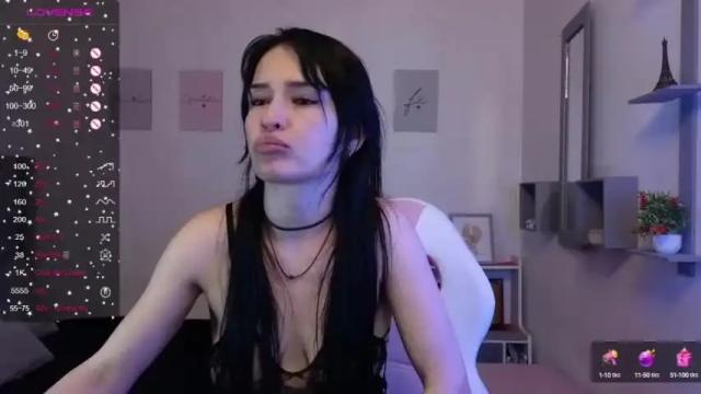 Image 11 of cristal_hilton_10 Stream on Chaturbate on 10 months ago