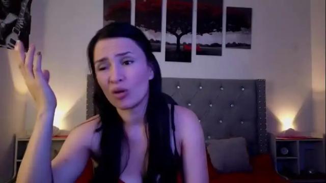 Image 3 of cristal_hilton_10 Stream on Chaturbate on 2 months ago
