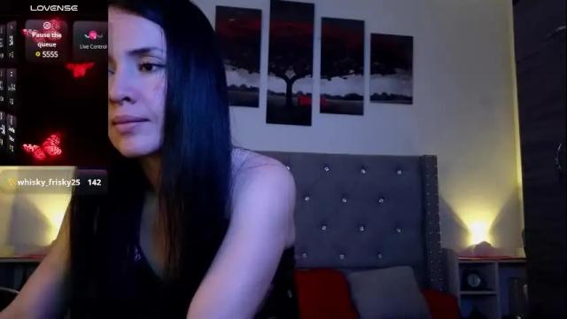 Image 12 of cristal_hilton_10 Stream on Chaturbate on 2 months ago