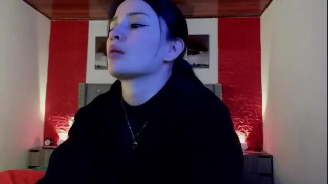 Image 3 of cristal_hilton_10 Stream on Chaturbate on 6 days ago