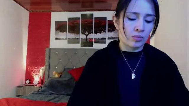 Image 4 of cristal_hilton_10 Stream on Chaturbate on 6 days ago