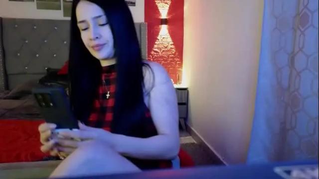 Image 3 of cristal_hilton_10 Stream on Chaturbate on 4 days ago