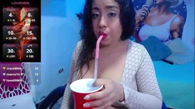 Image 6 of cristal_horny19 Stream on Chaturbate on 18 days ago