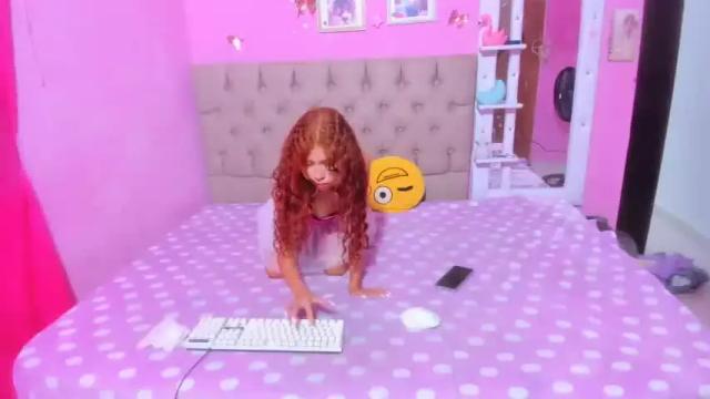 Image 4 of cristal_hornyy Stream on Chaturbate on 18 months ago