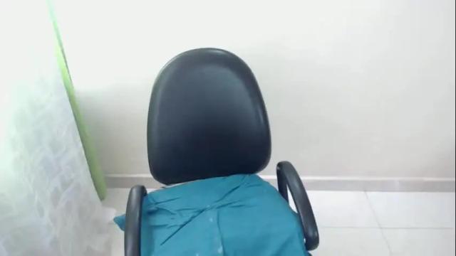 Image 4 of cristal_jayan Stream on Chaturbate on 3 months ago