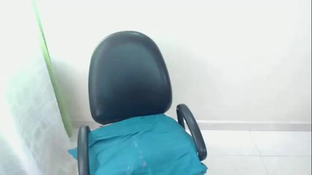 Image 8 of cristal_jayan Stream on Chaturbate on 3 months ago