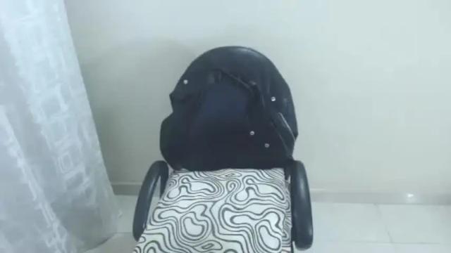 Image 10 of cristal_jayan Stream on Chaturbate on 1 month ago