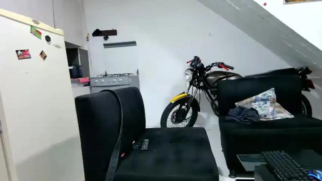Thumbnail 1, cristal_kellerr's Stream at Chaturbate, 18 months ago