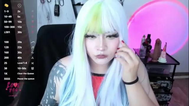 Image 3 of cristal_kosh Stream on Chaturbate on 1 month ago