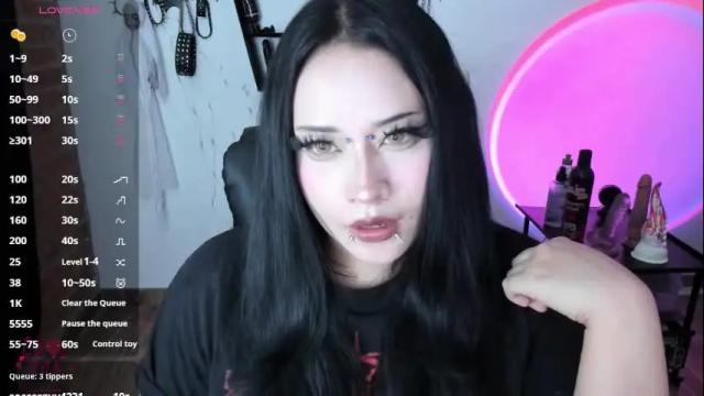 Image 11 of cristal_kosh Stream on Chaturbate on 1 month ago