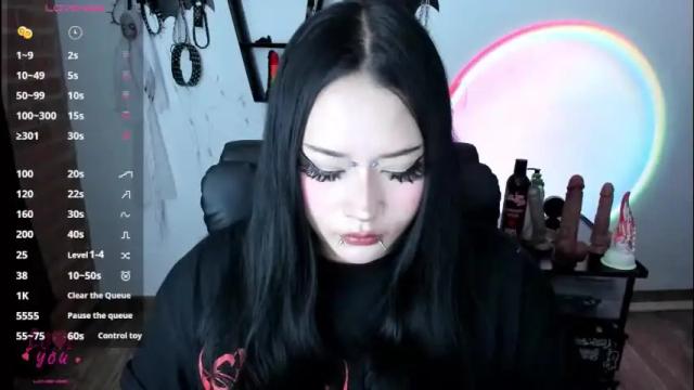 Image 7 of cristal_kosh Stream on Chaturbate on 1 month ago