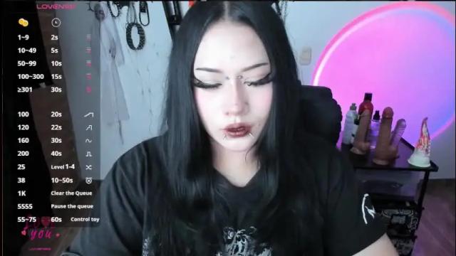 Image 11 of cristal_kosh Stream on Chaturbate on 1 month ago