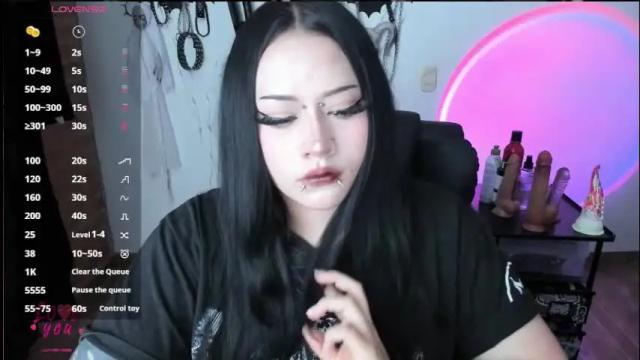 Image 12 of cristal_kosh Stream on Chaturbate on 1 month ago