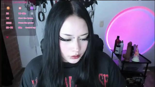 Image 11 of cristal_kosh Stream on Chaturbate on 1 month ago