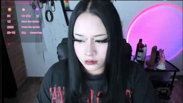 Image 4 of cristal_kosh Stream on Chaturbate on 1 month ago