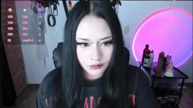 Image 8 of cristal_kosh Stream on Chaturbate on 1 month ago