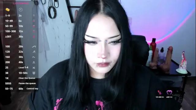 Image 3 of cristal_kosh Stream on Chaturbate on 1 month ago