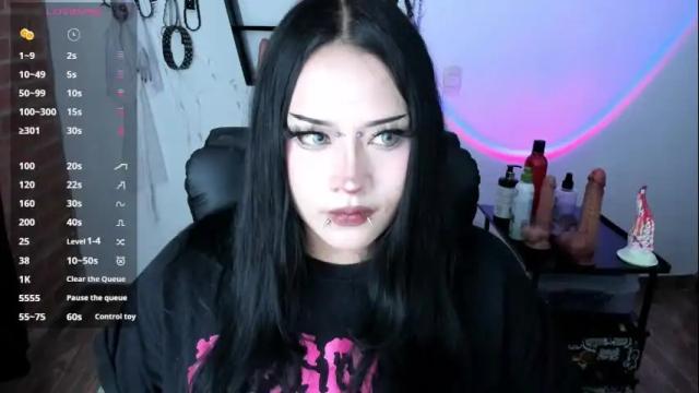 Thumbnail 3, cristal_kosh's Stream at Chaturbate, 1 month ago