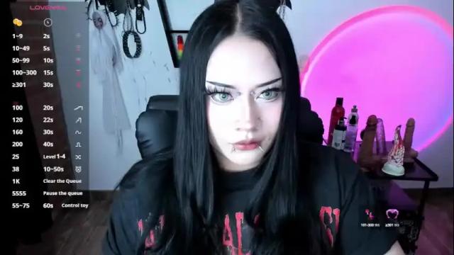Thumbnail 1, cristal_kosh's Stream at Chaturbate, 28 days ago