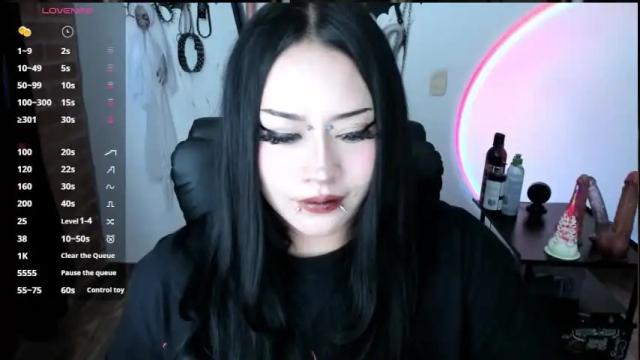 Image 7 of cristal_kosh Stream on Chaturbate on 27 days ago