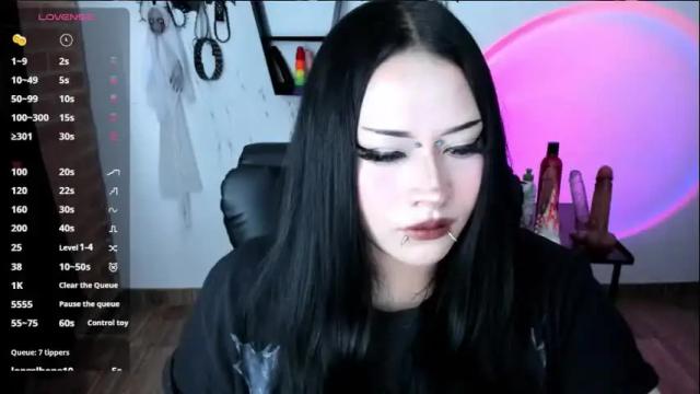 Image 10 of cristal_kosh Stream on Chaturbate on 24 days ago