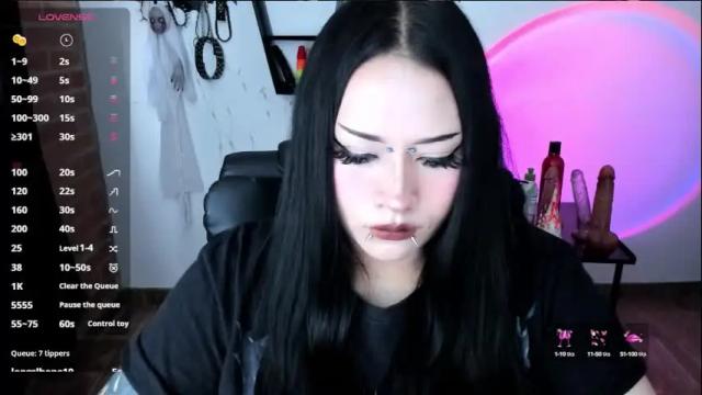 Image 11 of cristal_kosh Stream on Chaturbate on 24 days ago