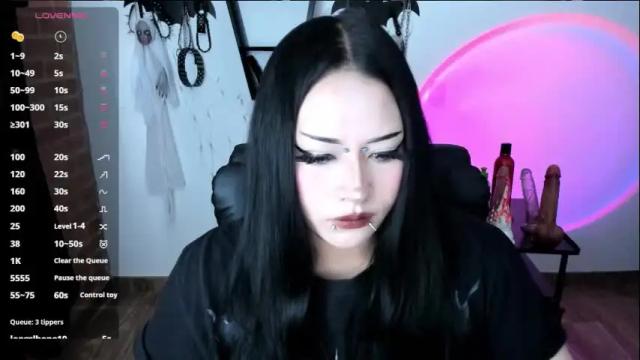 Image 7 of cristal_kosh Stream on Chaturbate on 24 days ago