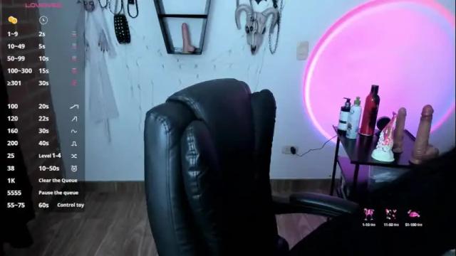 Image 4 of cristal_kosh Stream on Chaturbate on 13 days ago