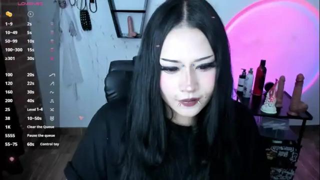Image 6 of cristal_kosh Stream on Chaturbate on 13 days ago