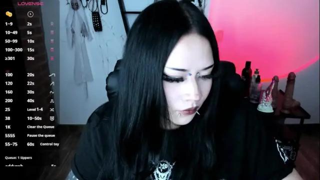 Image 7 of cristal_kosh Stream on Chaturbate on 9 days ago