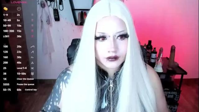 Image 8 of cristal_kosh Stream on Chaturbate on 2 days ago