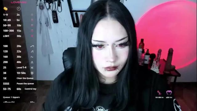 Image 11 of cristal_kosh Stream on Chaturbate on 1 month ago