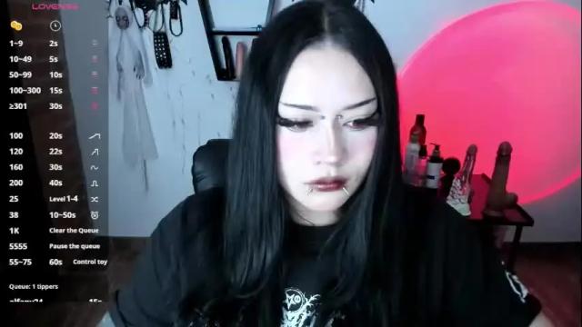 Image 12 of cristal_kosh Stream on Chaturbate on 1 month ago