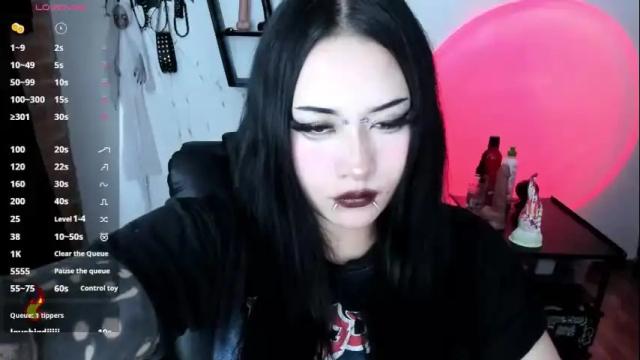 Image 12 of cristal_kosh Stream on Chaturbate on 1 month ago