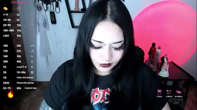 Thumbnail 2, cristal_kosh's Stream at Chaturbate, 1 month ago