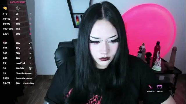 Image 11 of cristal_kosh Stream on Chaturbate on 1 month ago