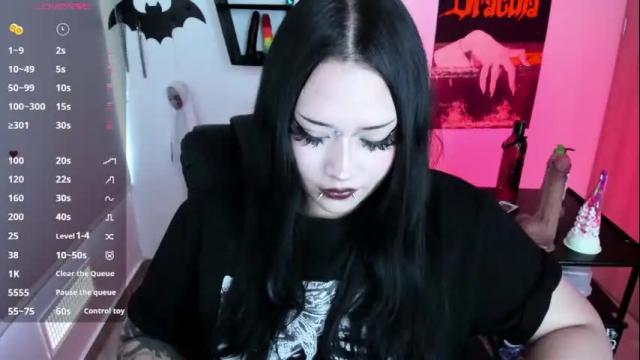 Image 11 of cristal_kosh Stream on Chaturbate on 1 month ago
