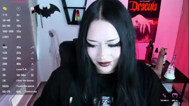 Image 6 of cristal_kosh Stream on Chaturbate on 1 month ago