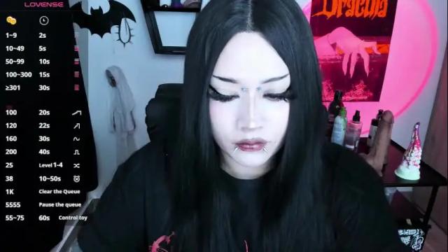 Image 12 of cristal_kosh Stream on Chaturbate on 27 days ago