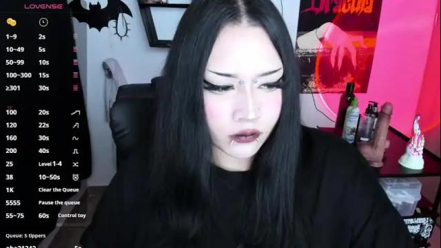 Image 4 of cristal_kosh Stream on Chaturbate on 26 days ago