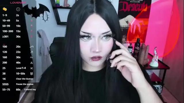 Thumbnail 1, cristal_kosh's Stream at Chaturbate, 21 days ago