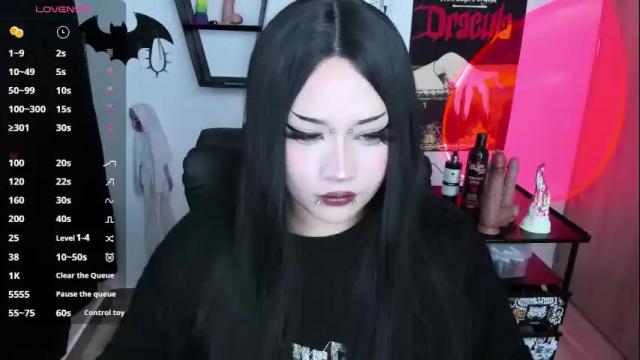 Image 11 of cristal_kosh Stream on Chaturbate on 24 days ago