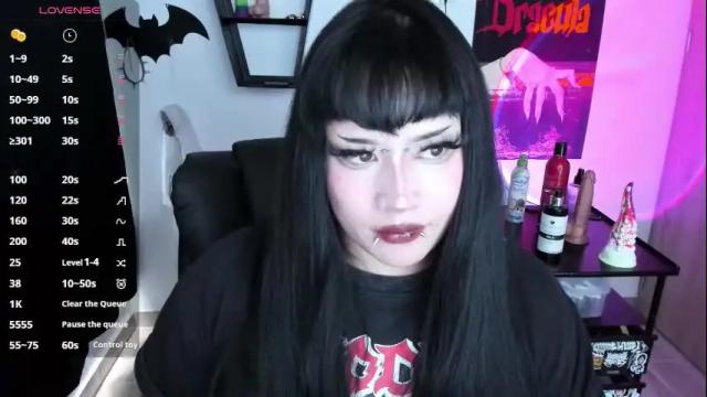 Image 12 of cristal_kosh Stream on Chaturbate on 21 days ago