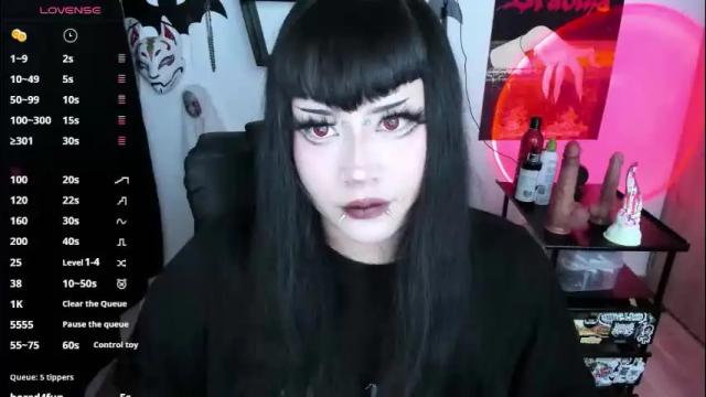Image 12 of cristal_kosh Stream on Chaturbate on 13 days ago