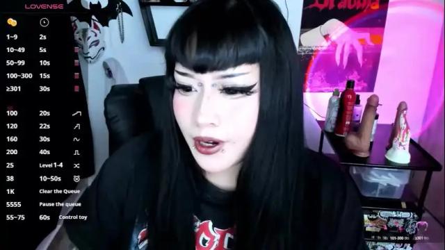 Image 2 of cristal_kosh Stream on Chaturbate on 4 days ago