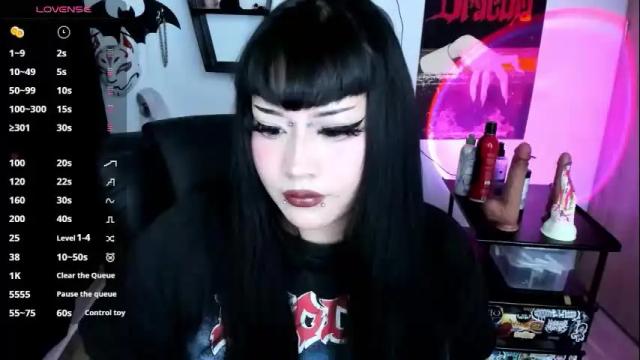 Image 3 of cristal_kosh Stream on Chaturbate on 4 days ago