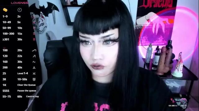 Thumbnail 1, cristal_kosh's Stream at Chaturbate, 13 hours ago
