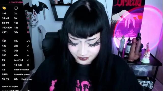 Image 6 of cristal_kosh Stream on Chaturbate on 3 days ago