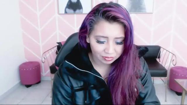 Image 4 of cristal_mayorga Stream on Chaturbate on 16 months ago