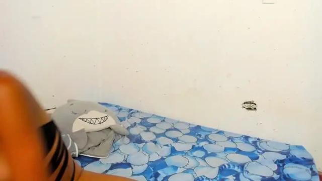 Image 3 of cristal_millerr Stream on Chaturbate on 16 months ago